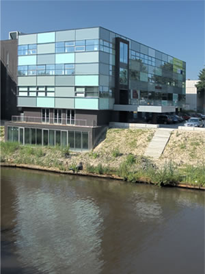 Luminos Noordbrabantlaan Eindhoven : nieuw gebouw na renovatie : odeon architecten